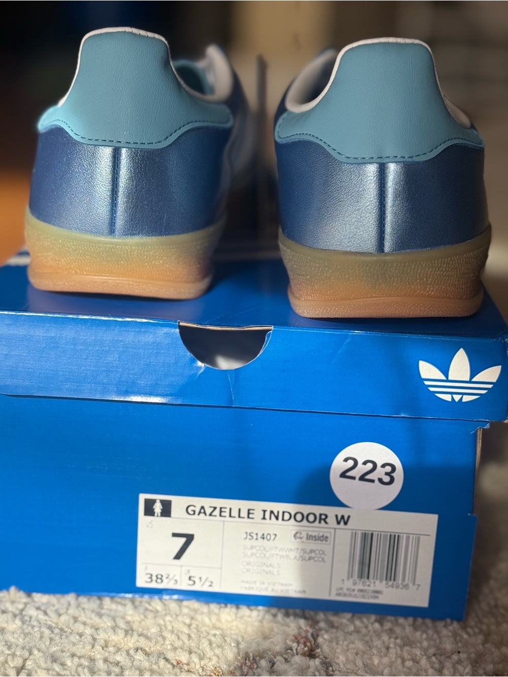 Adidas Gazelle Indoor W Women 7 Blue Metallic Gum Sole Sneakers JS1407 BNWT - Picture 6 of 10